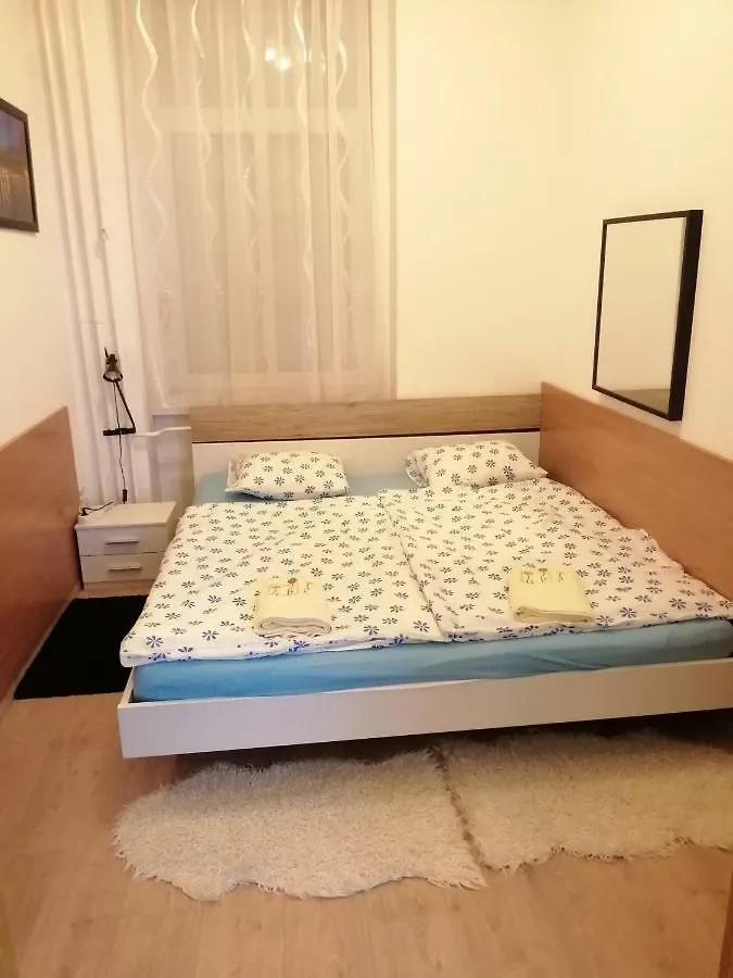 Garibaldi Apartman Apartment Budapest